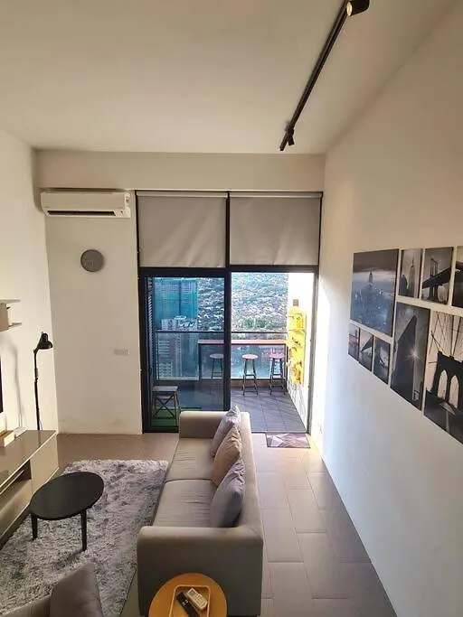 Apartment Skyview Studio, Est Bangsar, High View For 2 Kuala Lumpur